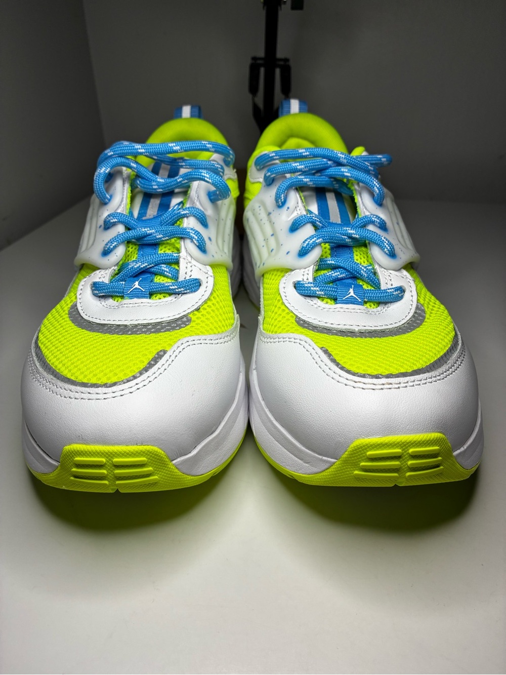 Jordan Trunner O/S - Picture 4 of 9